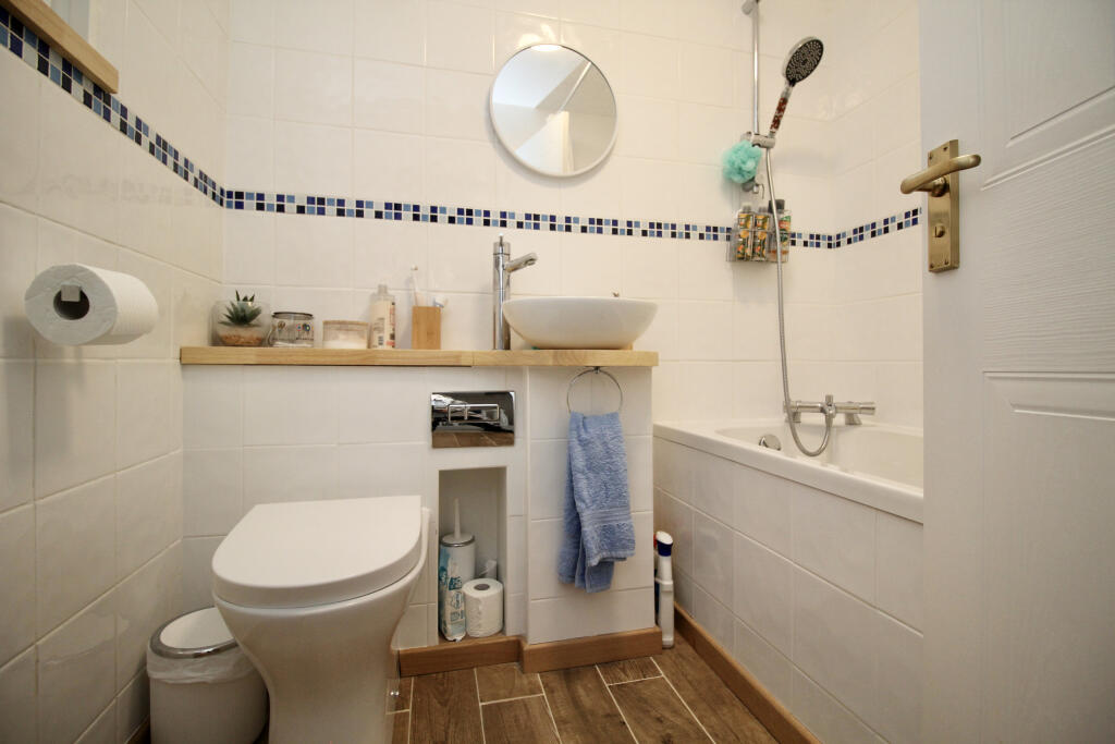 Additional image 12 of Moorland Road, Street