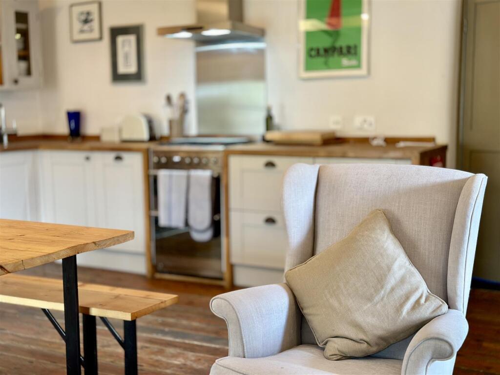 Additional image 2 of High Street, Bruton