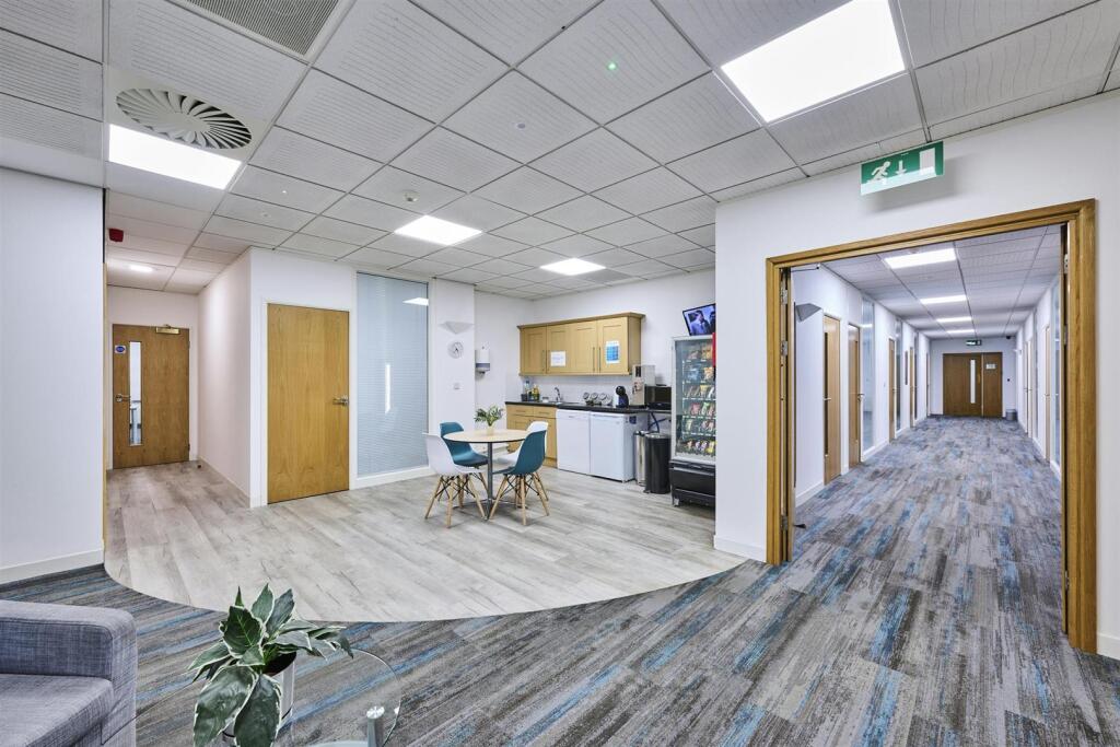 Additional image 4 of Forward House, High Street, Henley-in-Arden