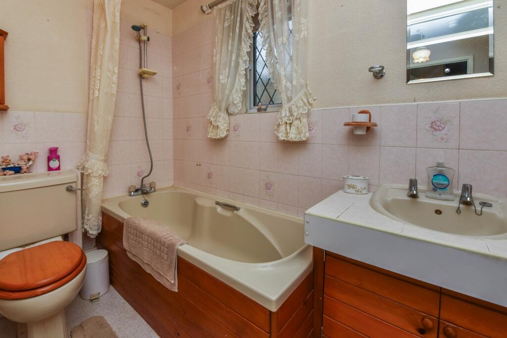 Additional image 4 of Gloucester Walk, Westbury