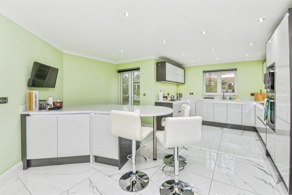 Additional image 20 of Bashkir Road, Westbury