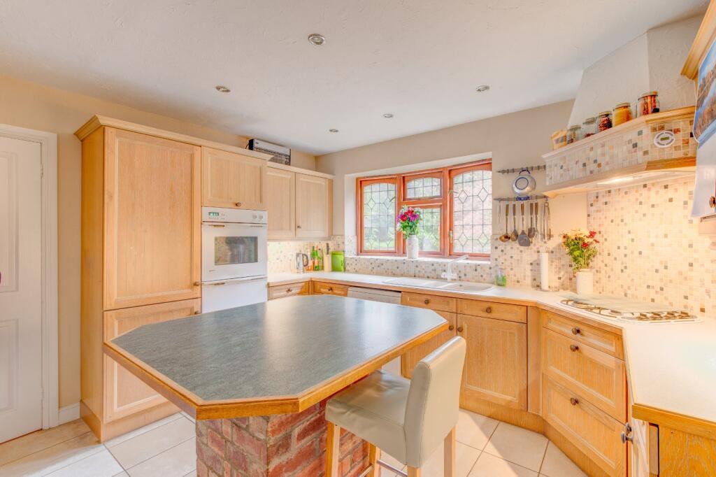 Additional image 7 of Claverdon Close, Hunt End, Redditch, B97