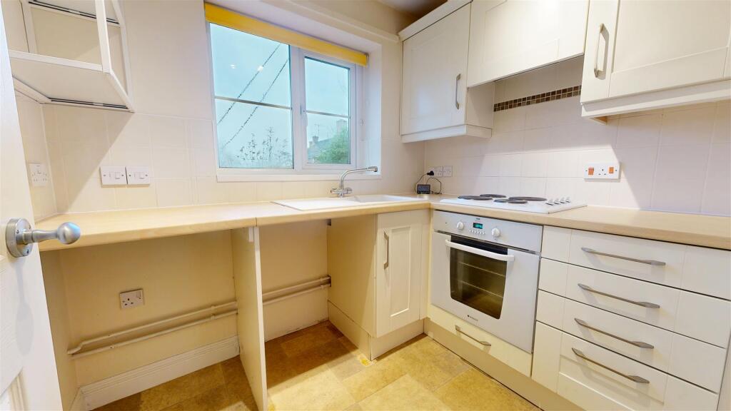 Additional image 7 of Brue Avenue, Bruton