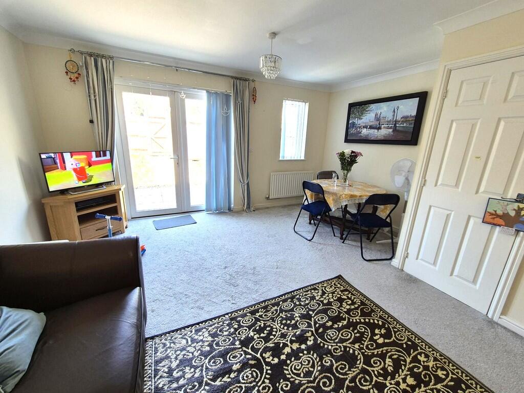 Additional image 5 of Percivale Road, Yeovil