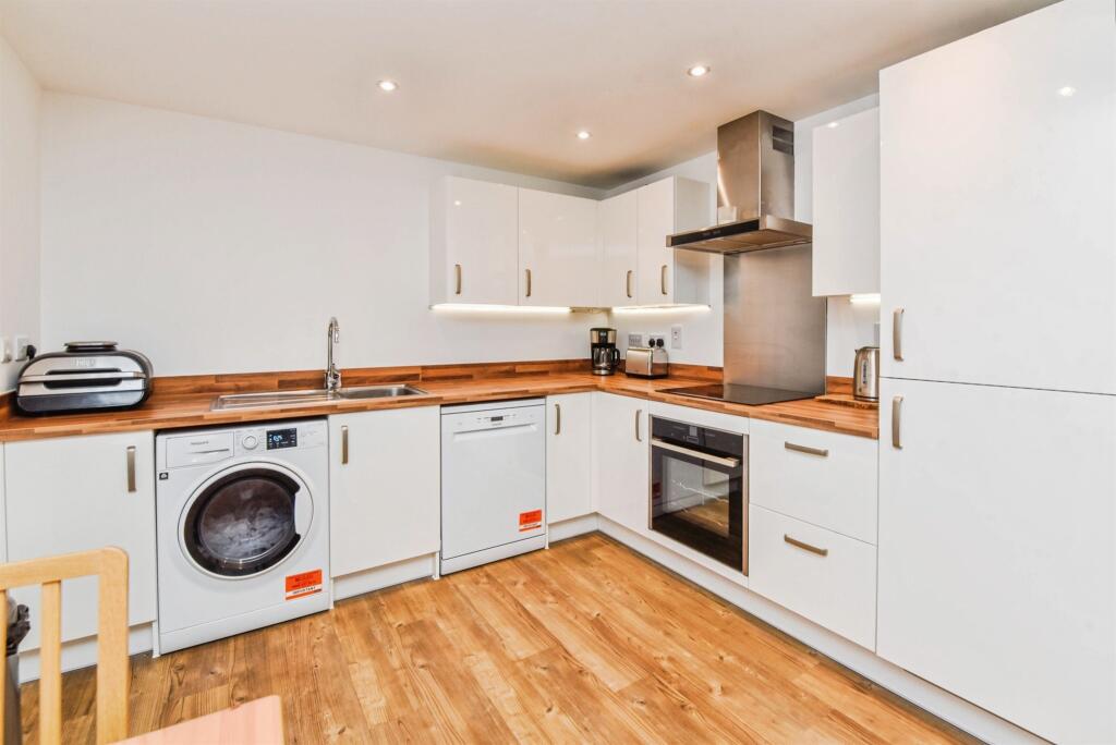 Additional image 10 of Roman Place, WESTBURY