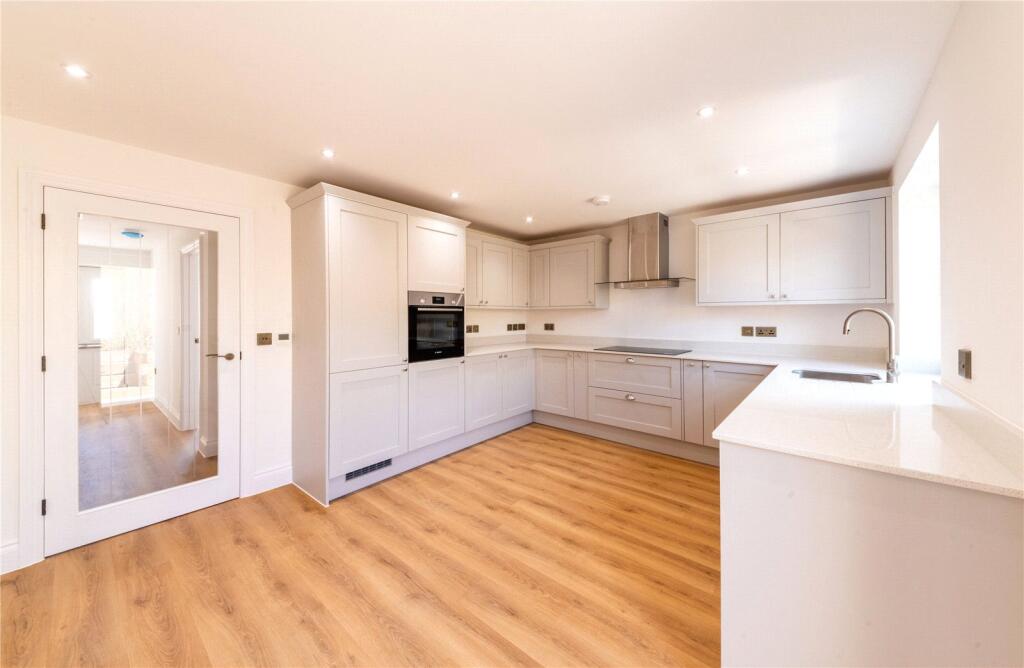 Additional image 18 of The Robins, Frome