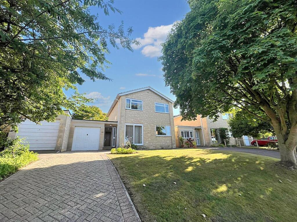 Castle Gardens, Bath