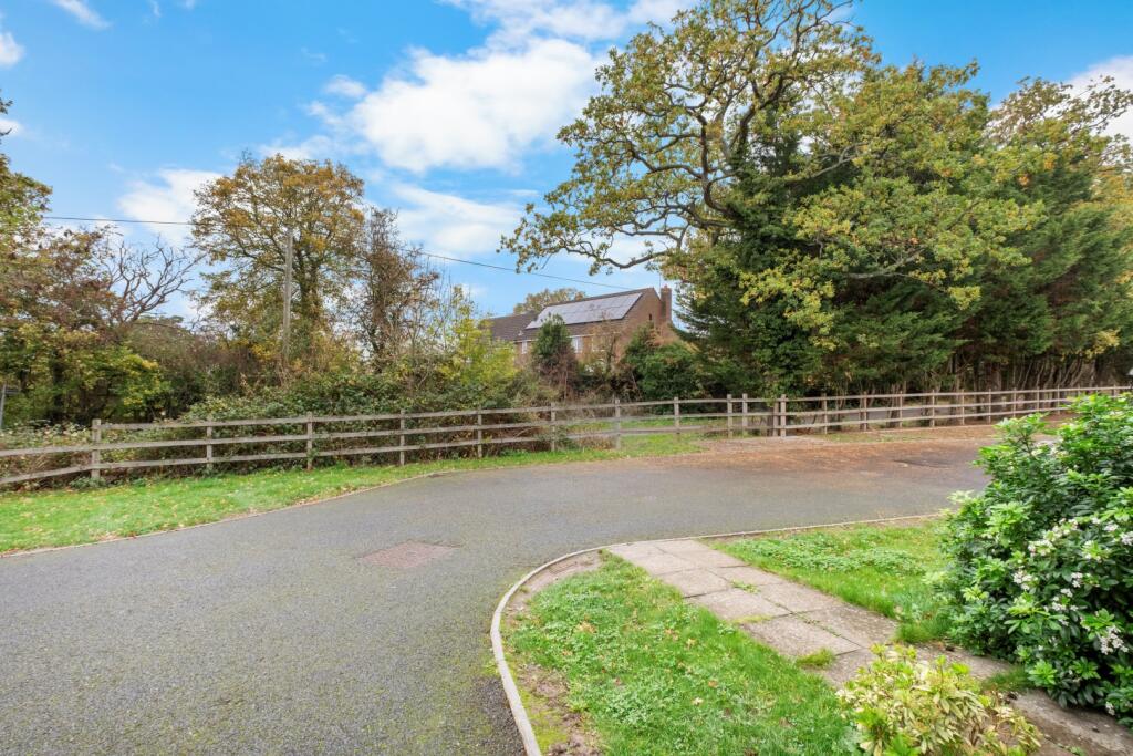 Additional image 17 of Kingswood Close, Webheath, Redditch B97 5BZ