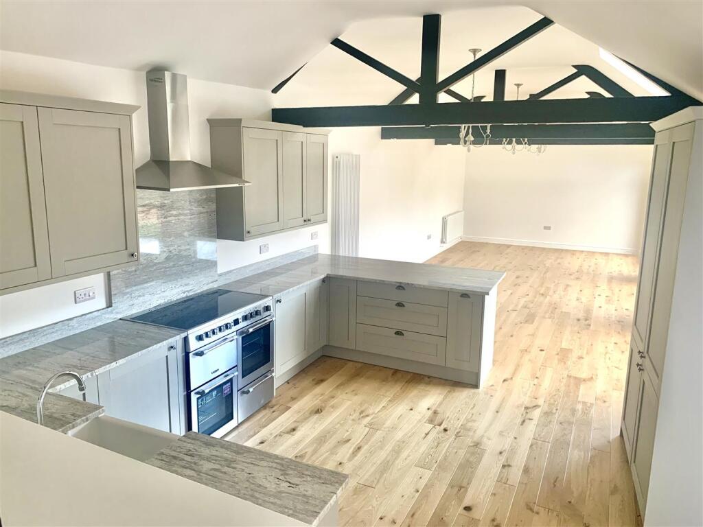 Additional image 25 of Great Hinton, Trowbridge