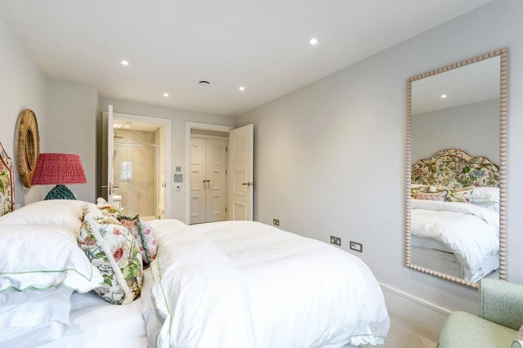 Additional image 11 of House 182 Bridgetower Drive, Holburne Park, Warminster Road, Bath, BA2