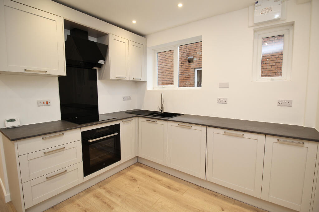 Additional image 8 of Ivythorn Road, Street