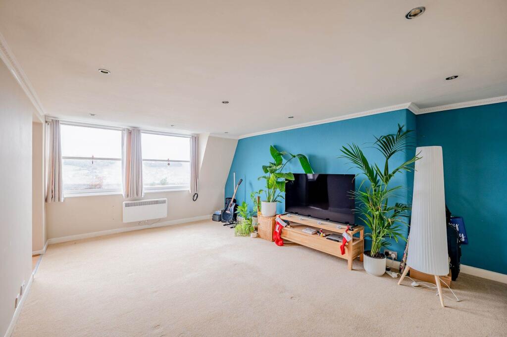 Additional image 14 of Camden Crescent