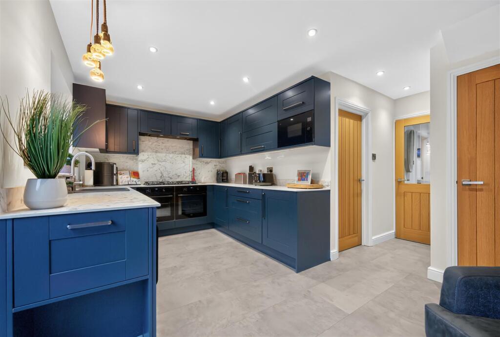 Additional image 8 of 30 Nine Days Lane, Wirehill, Redditch, Worcestershire, B98 7TE