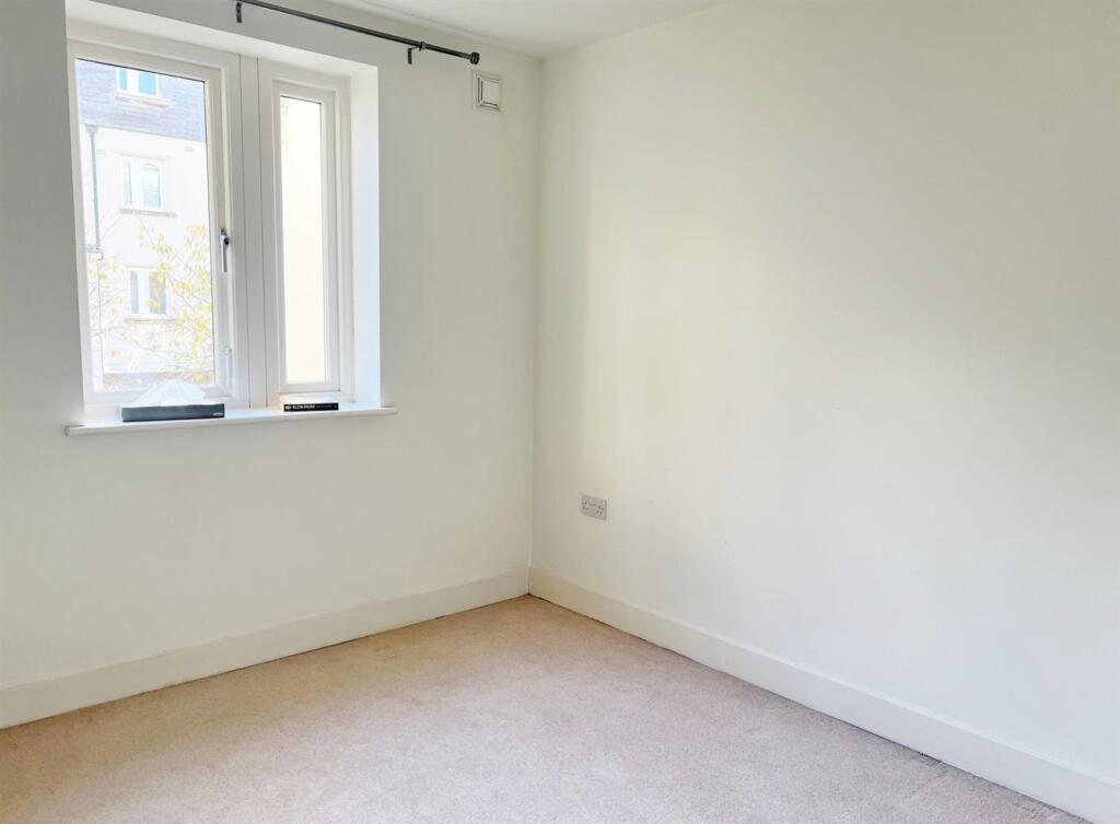 Additional image 9 of Grist Court, Bradford-On-Avon