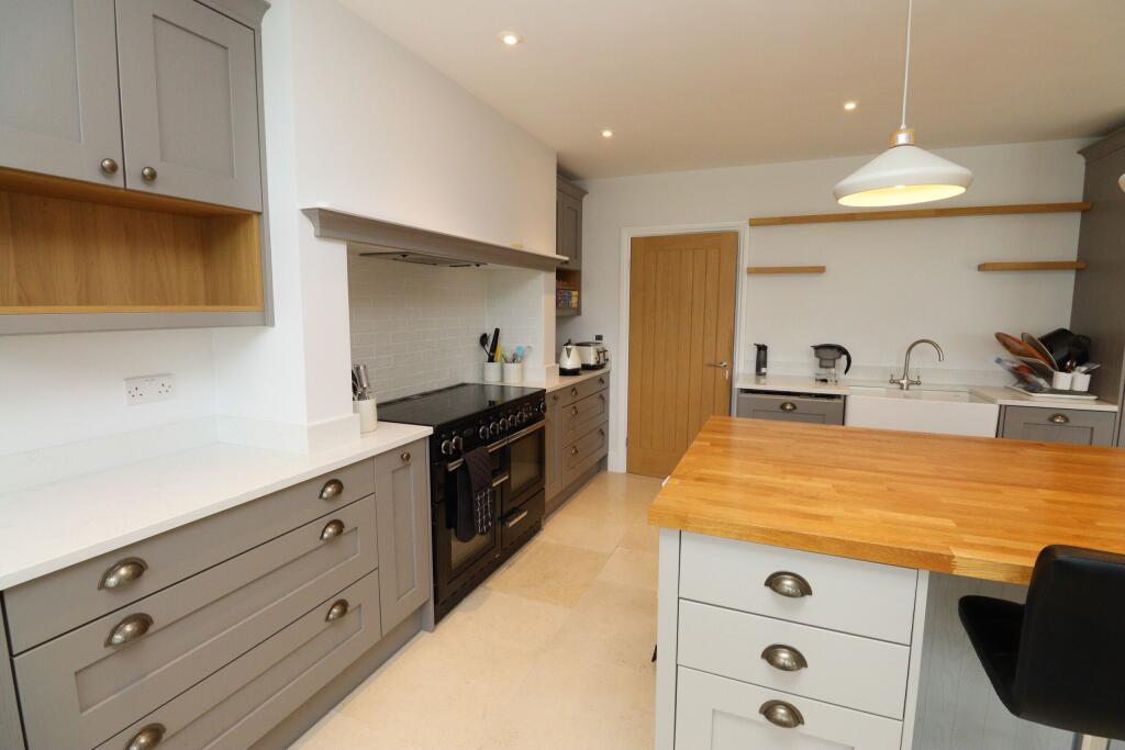 Additional image 7 of Higher Brooks, Street