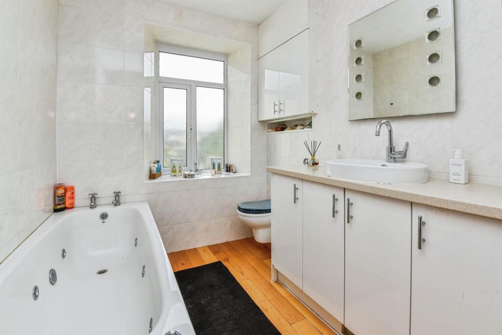 Additional image 13 of Oakfield Road, Frome