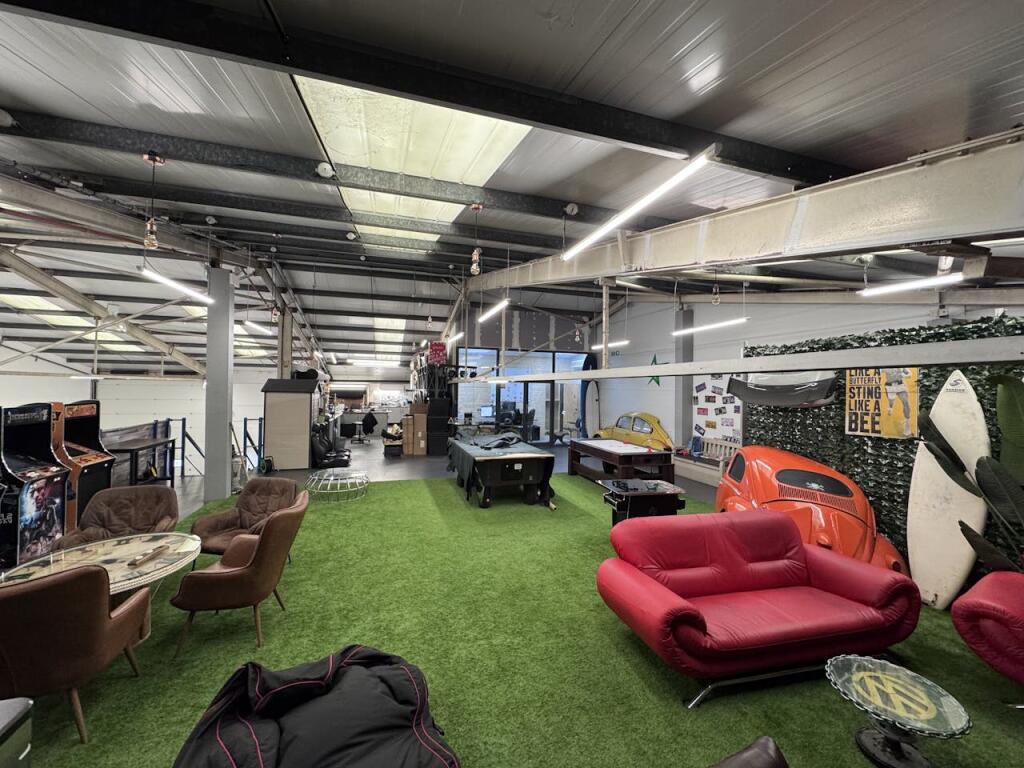 Additional image 4 of 4-5 Seaton Mews, West Hendford, Yeovil, BA20 2AG