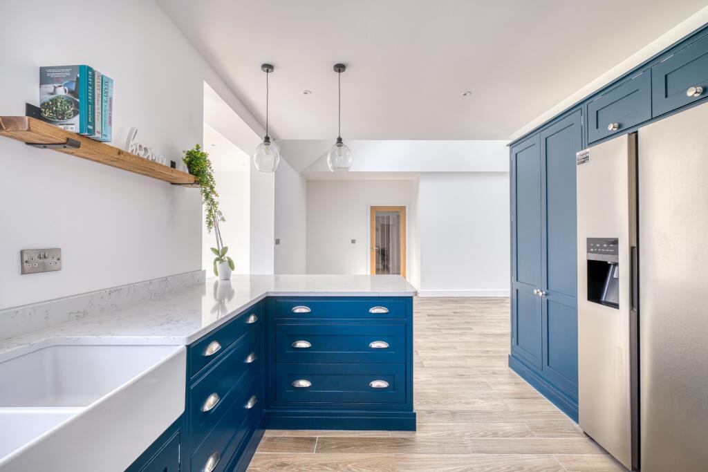 Additional image 3 of Overleigh, Street, Somerset, BA16