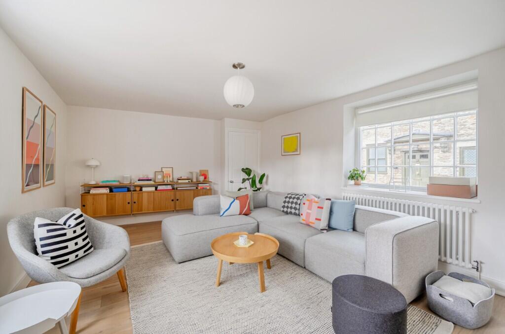 Additional image 6 of Quaperlake Street, Bruton, Somerset, BA10 0HA