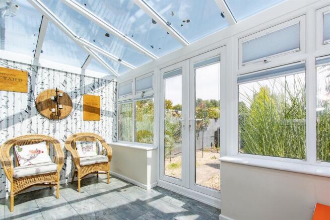 Additional image 8 of Carisbrooke Gardens, YEOVIL