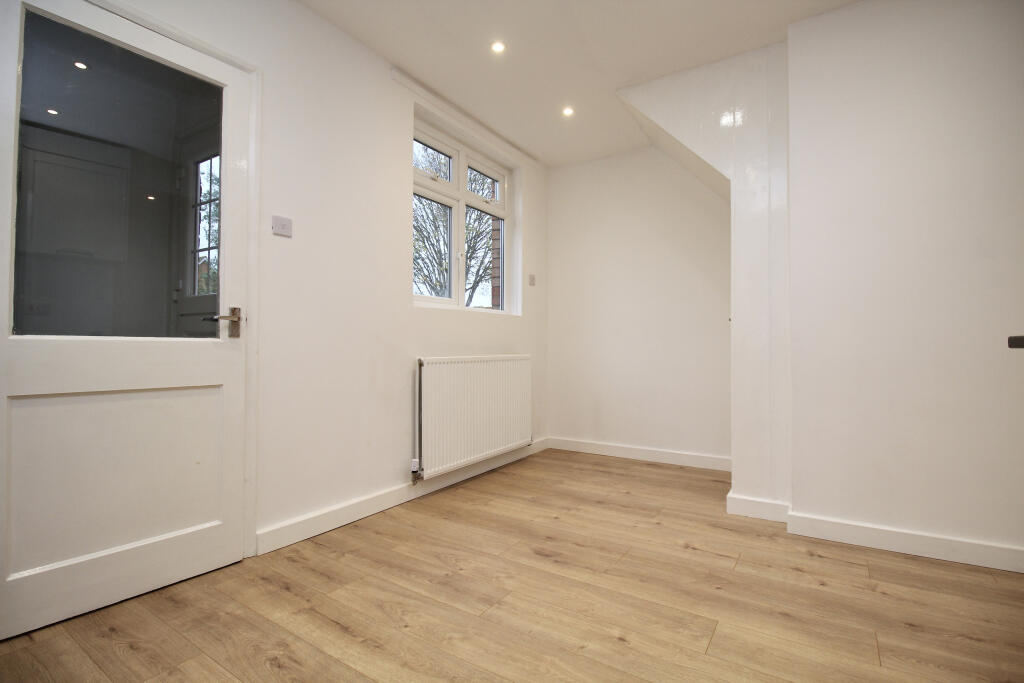 Additional image 9 of Ivythorn Road, Street