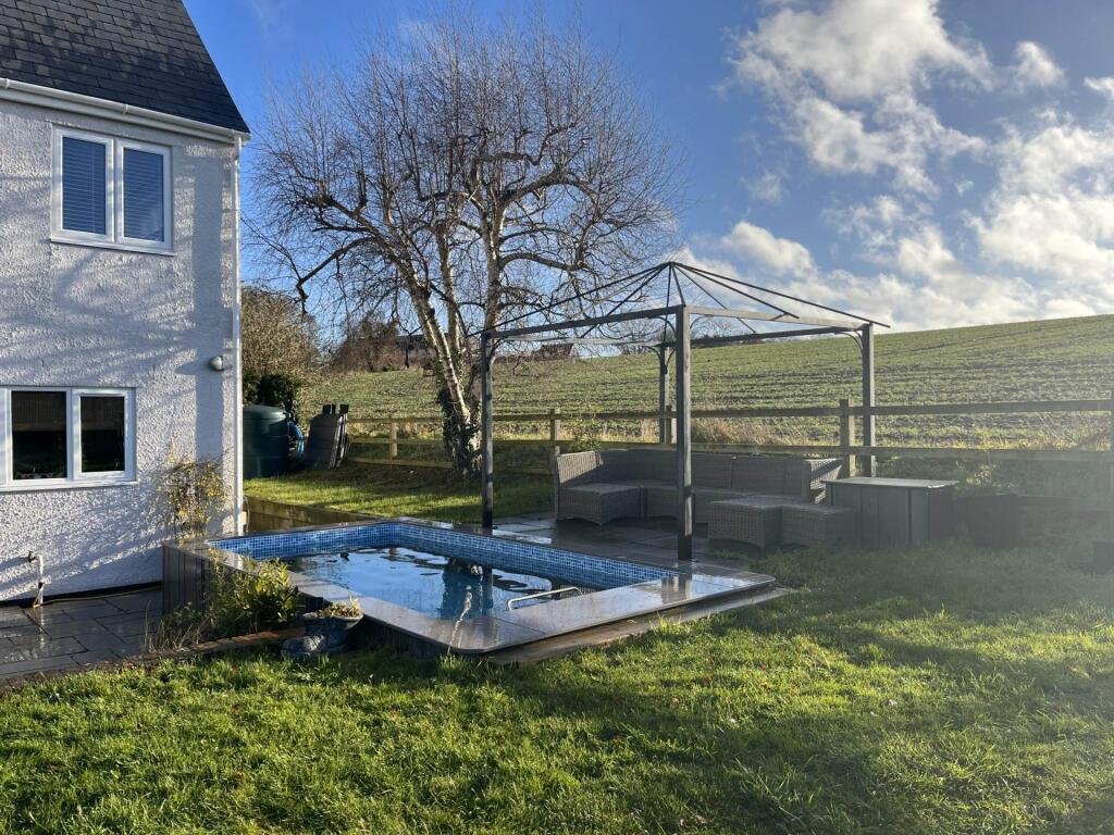 Additional image 4 of Whitechaple Lane, Oldford