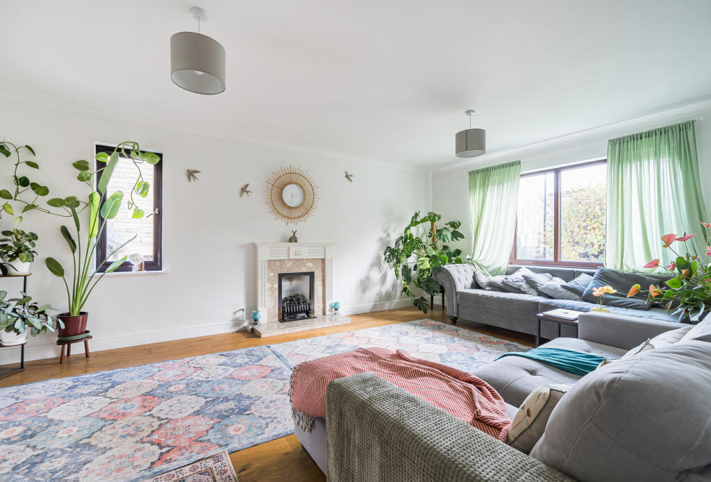 Westbrook Park, Weston, Bath, Somerset, BA1