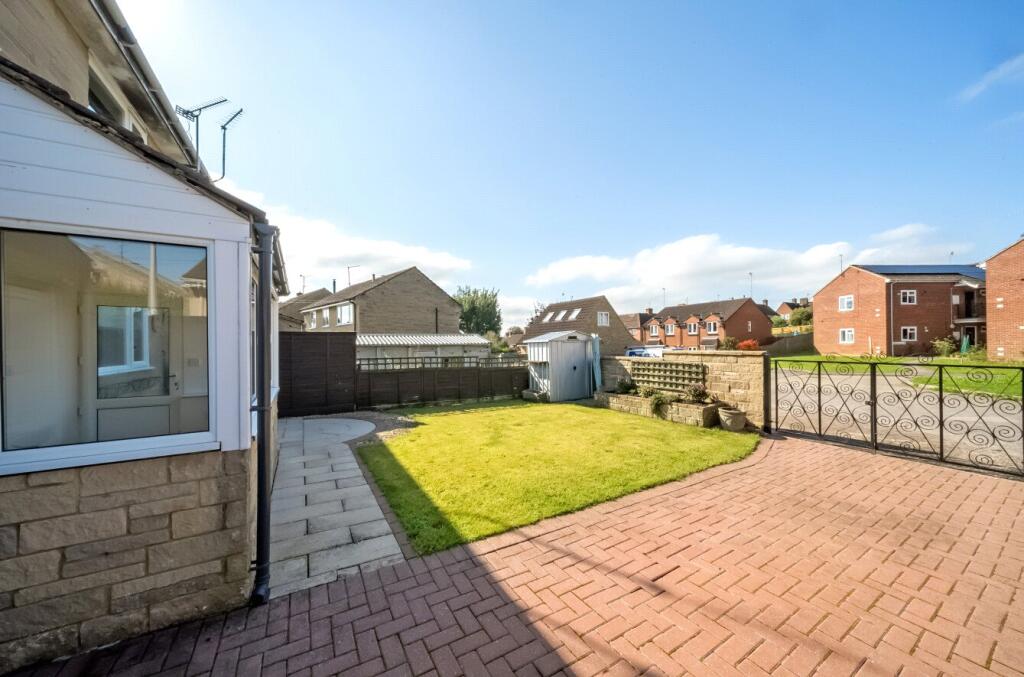 Additional image 17 of Brue Avenue, Bruton, Somerset, BA10