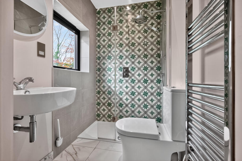 Additional image 10 of MOVE IN FOR CHRISTMAS, Bruton, BA10