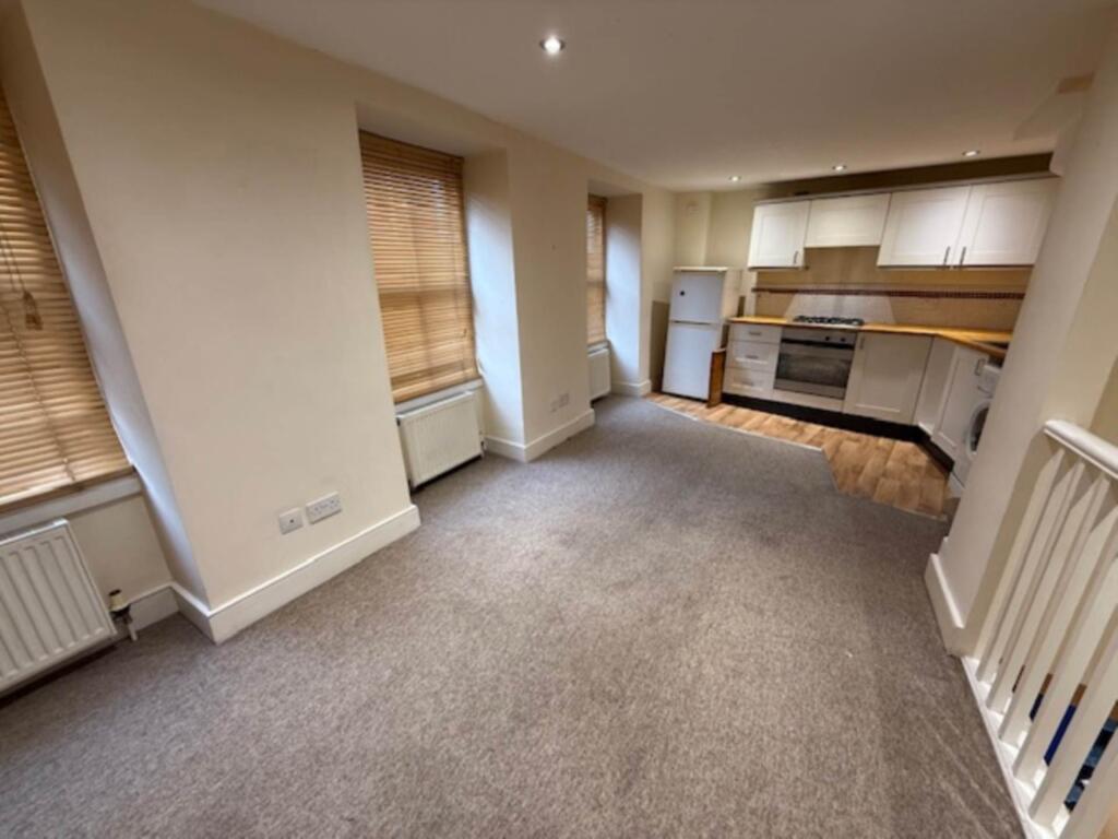 Additional image 8 of Frome