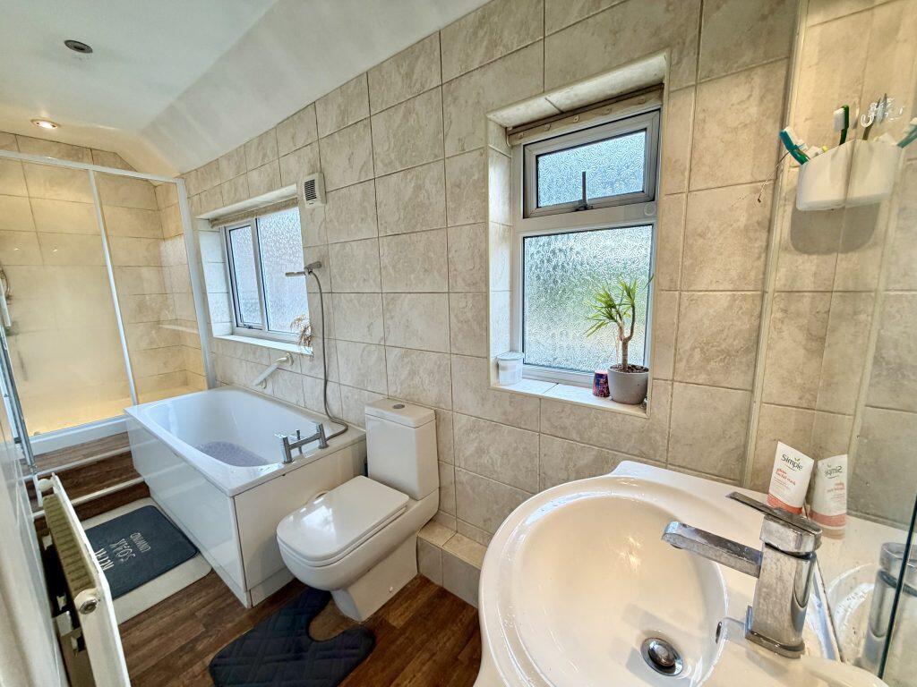 Additional image 9 of St Andrews Road, Yeovil, Somerset, BA20