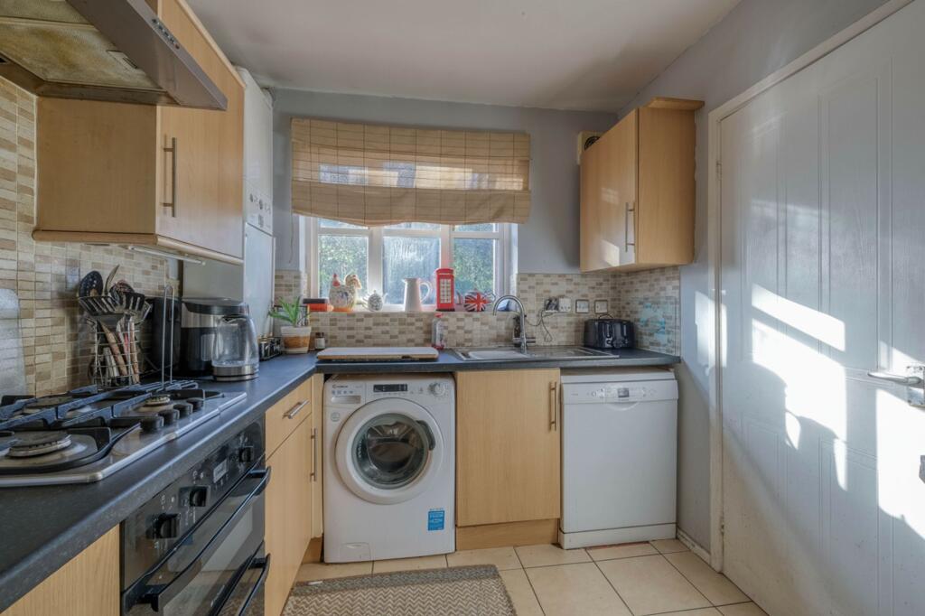 Additional image 3 of Minworth Close, Redditch, B97