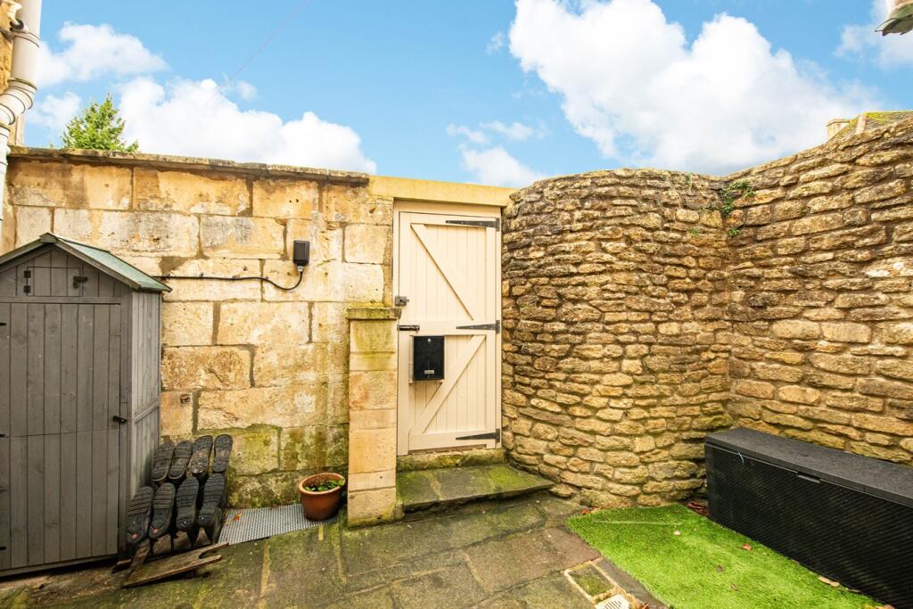 Additional image 8 of WITH COMMERCIAL SPACE in Silver Street, Bradford-on-Avon, BA15