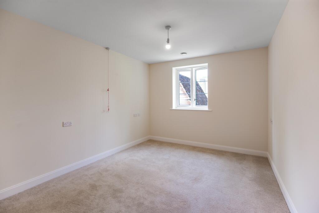 Additional image 5 of Gloucester Road, Bath, Somerset, BA1 8AZ