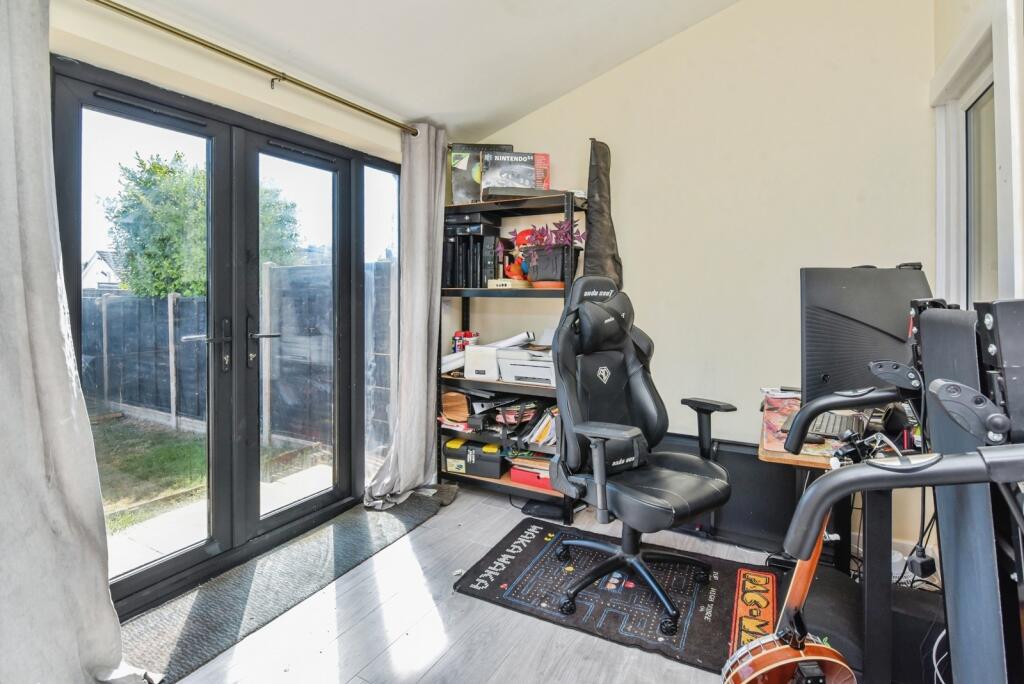 Additional image 7 of Isaacs Close, Street, Somerset, BA16