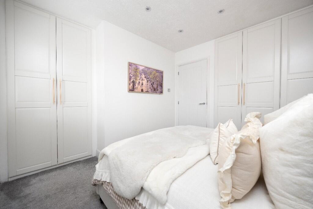 Additional image 11 of Cornbrash Rise, Paxcroft Mead