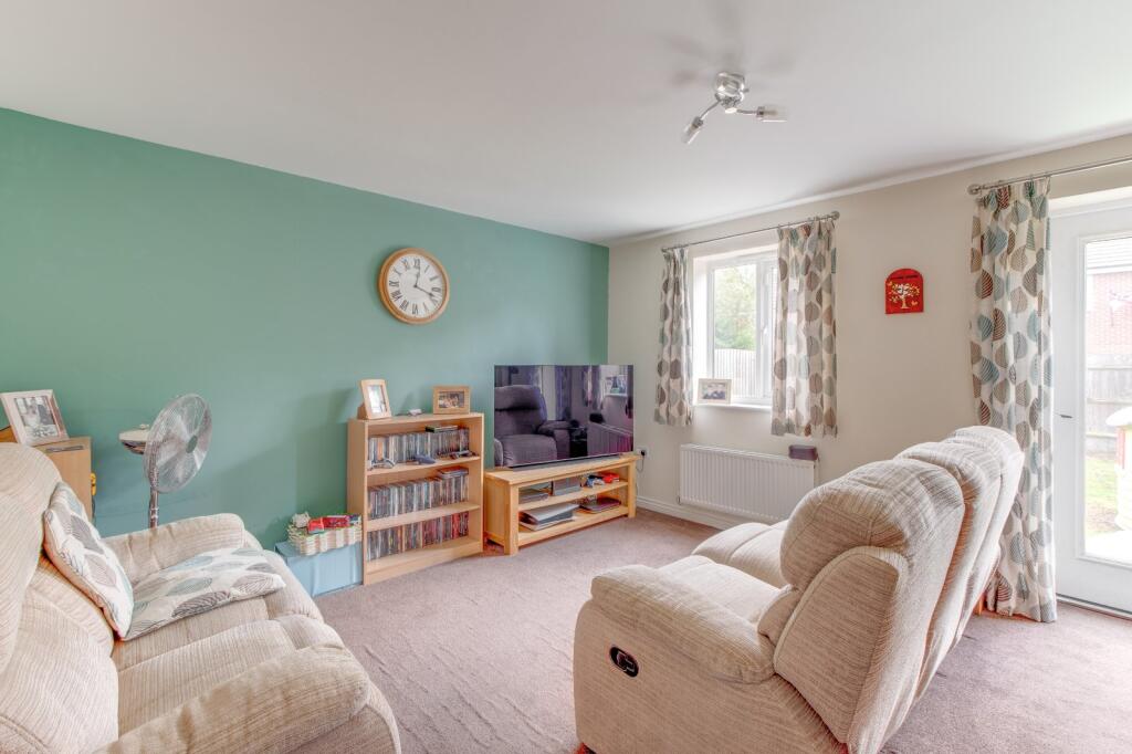 Additional image 3 of Hadlow Close, Greenlands, Redditch, B98