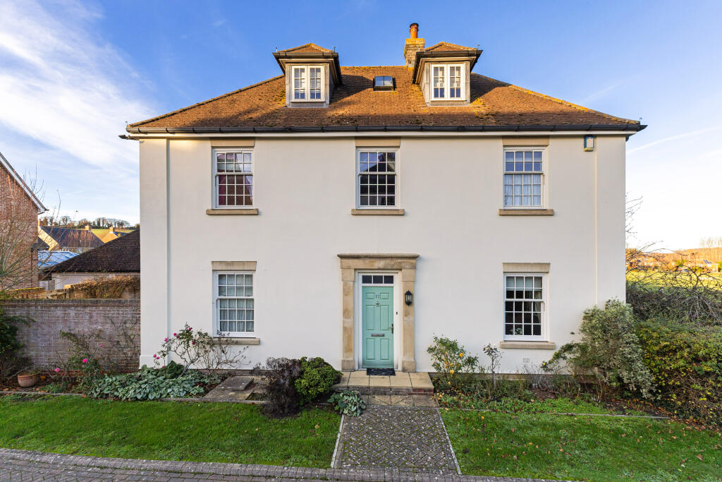 Quinton Place, Warminster, BA12