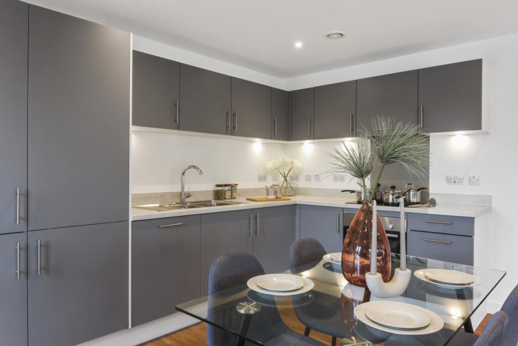 Additional image 6 of Stothert Avenue