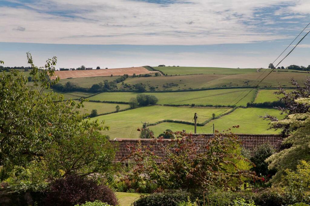 Additional image 4 of Hamswell