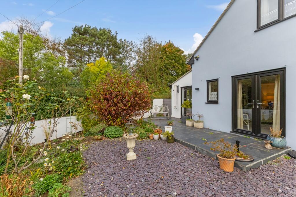 Additional image 17 of Higher Brooks, Street