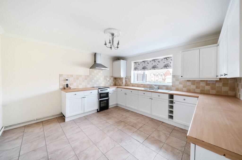 Additional image 5 of Brue Avenue, Bruton, Somerset, BA10