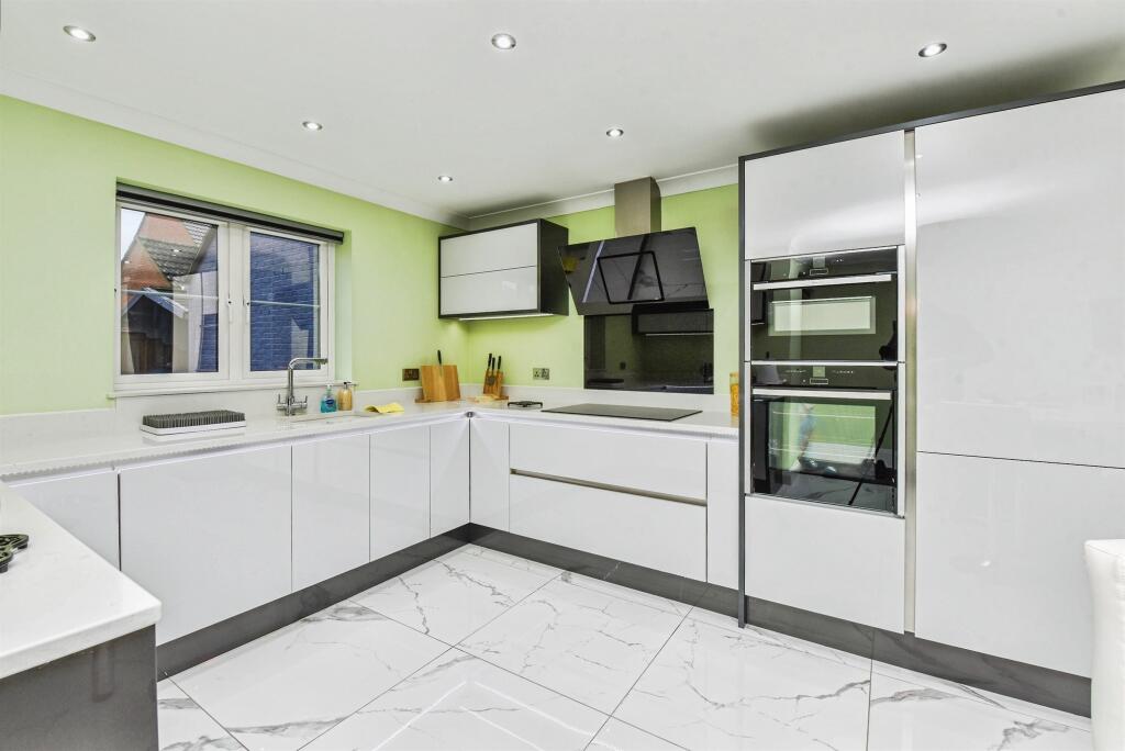 Additional image 18 of Bashkir Road, Westbury