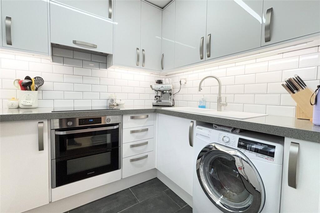 Additional image 17 of Fountain Court, Westbury