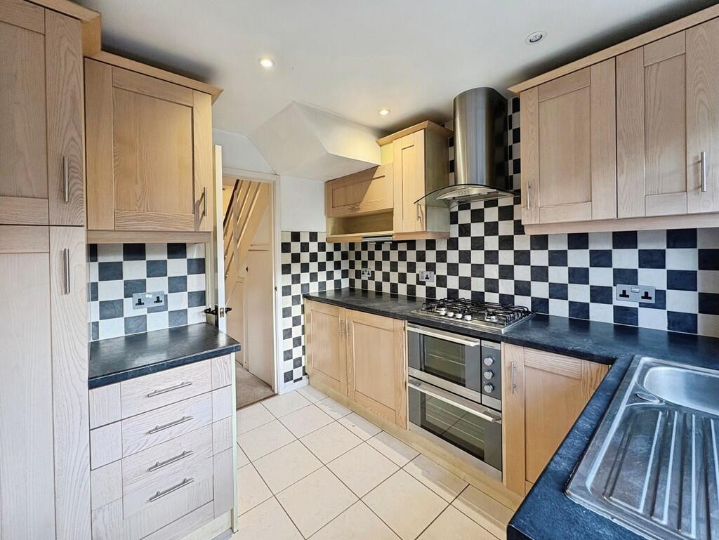 Additional image 25 of Pine Tree Avenue, Yeovil