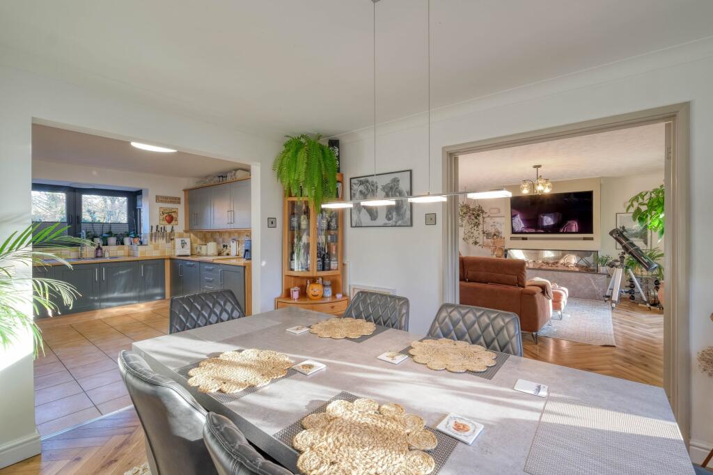 Additional image 3 of Lechlade Close, Redditch, B98