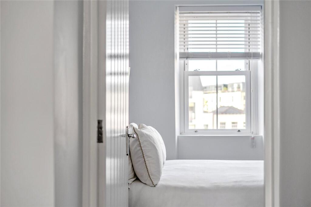 Additional image 15 of Albion Place, Bath, Somerset, BA1