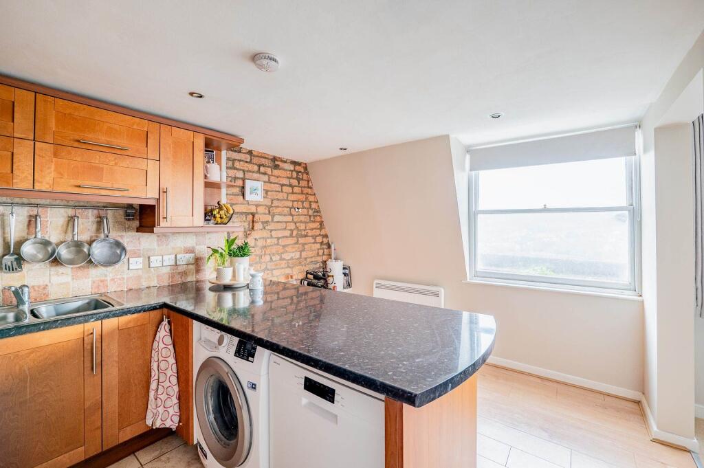 Additional image 8 of Camden Crescent