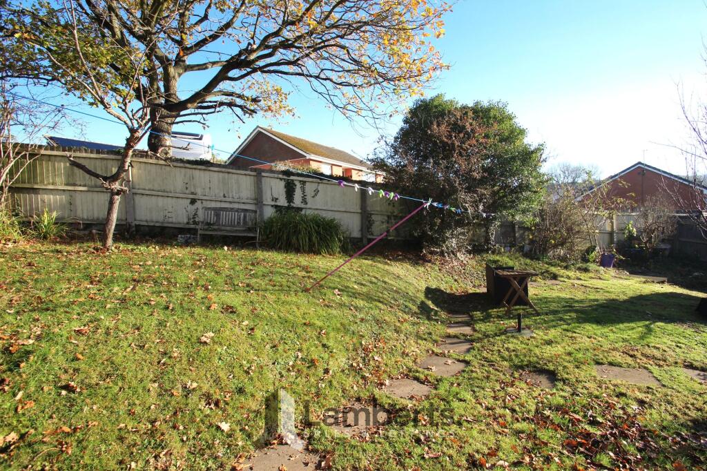 Additional image 17 of Wychwood Drive, Redditch, B97