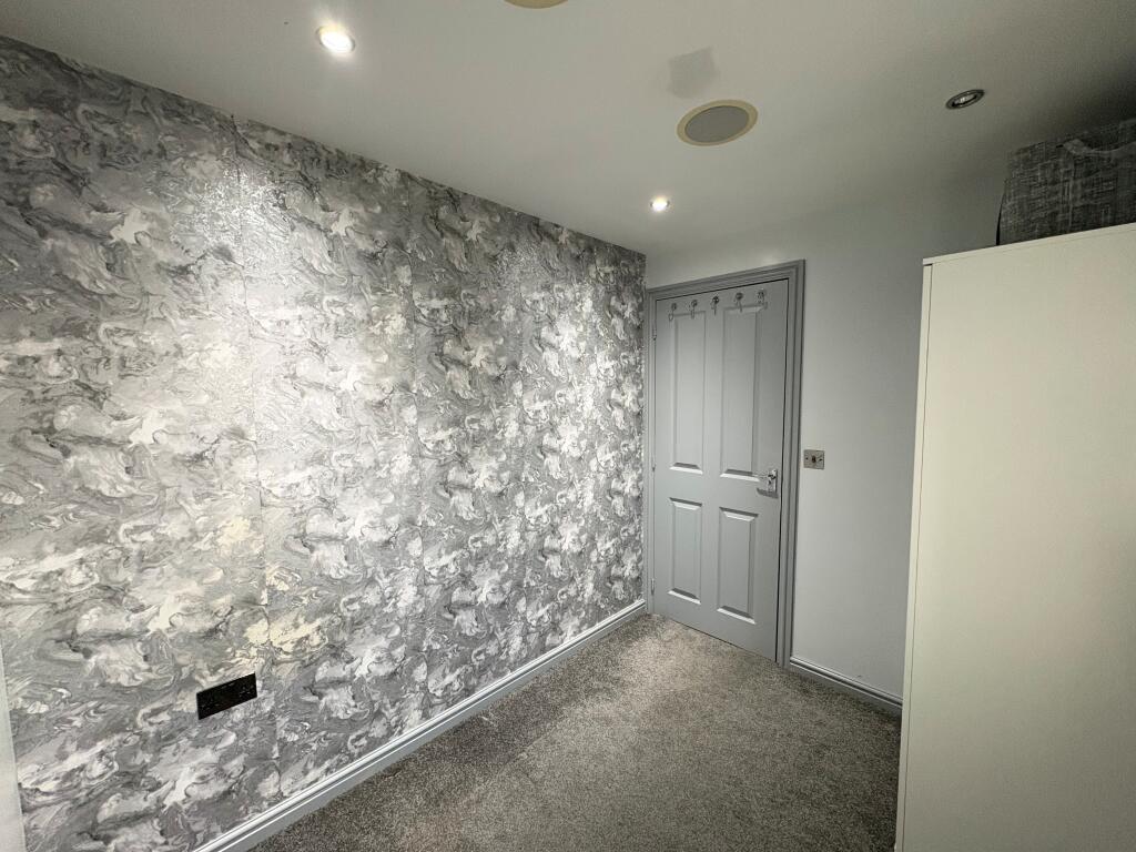 Additional image 12 of Dixon Close, Redditch